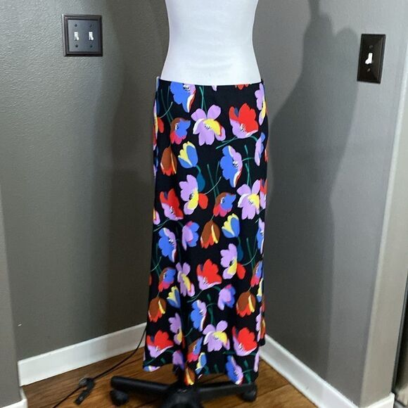 Halogen Floral MIDI Skirt - Picture 8 of 9